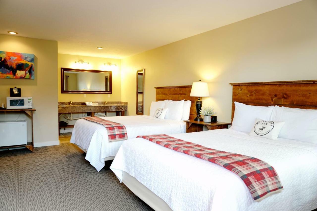 Moose Creek Inn West Yellowstone Bagian luar foto